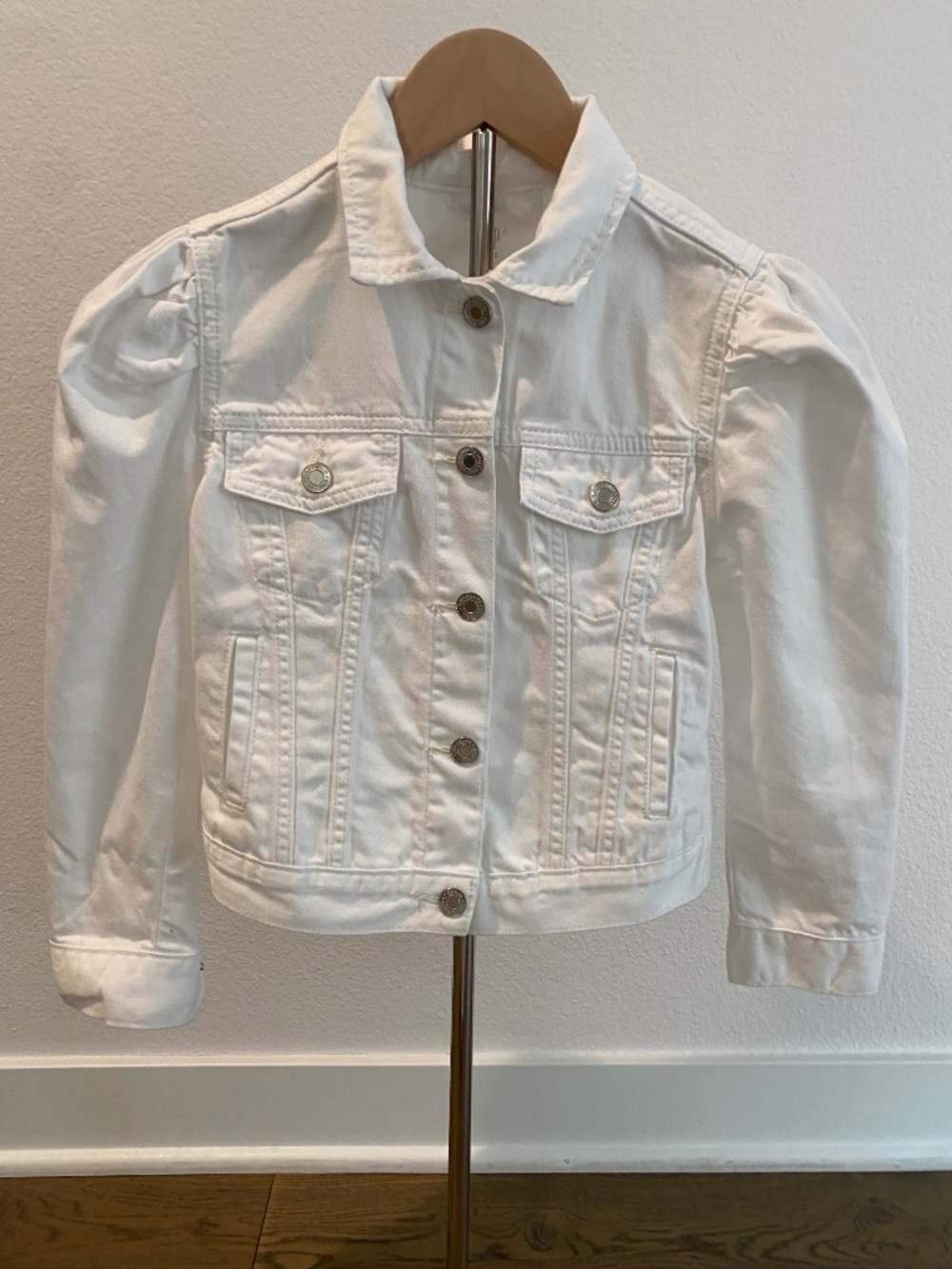 Gap Kids White Jean Jacket - EUC